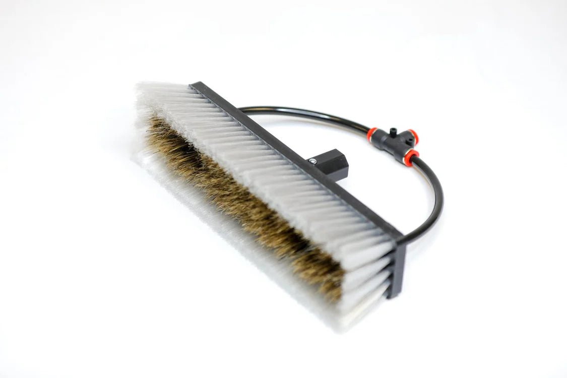 Dual Trim - Boar & Nylon Bristle Hybrid - 2 Pencil Jets Water Fed Brush - Expert Power Wash