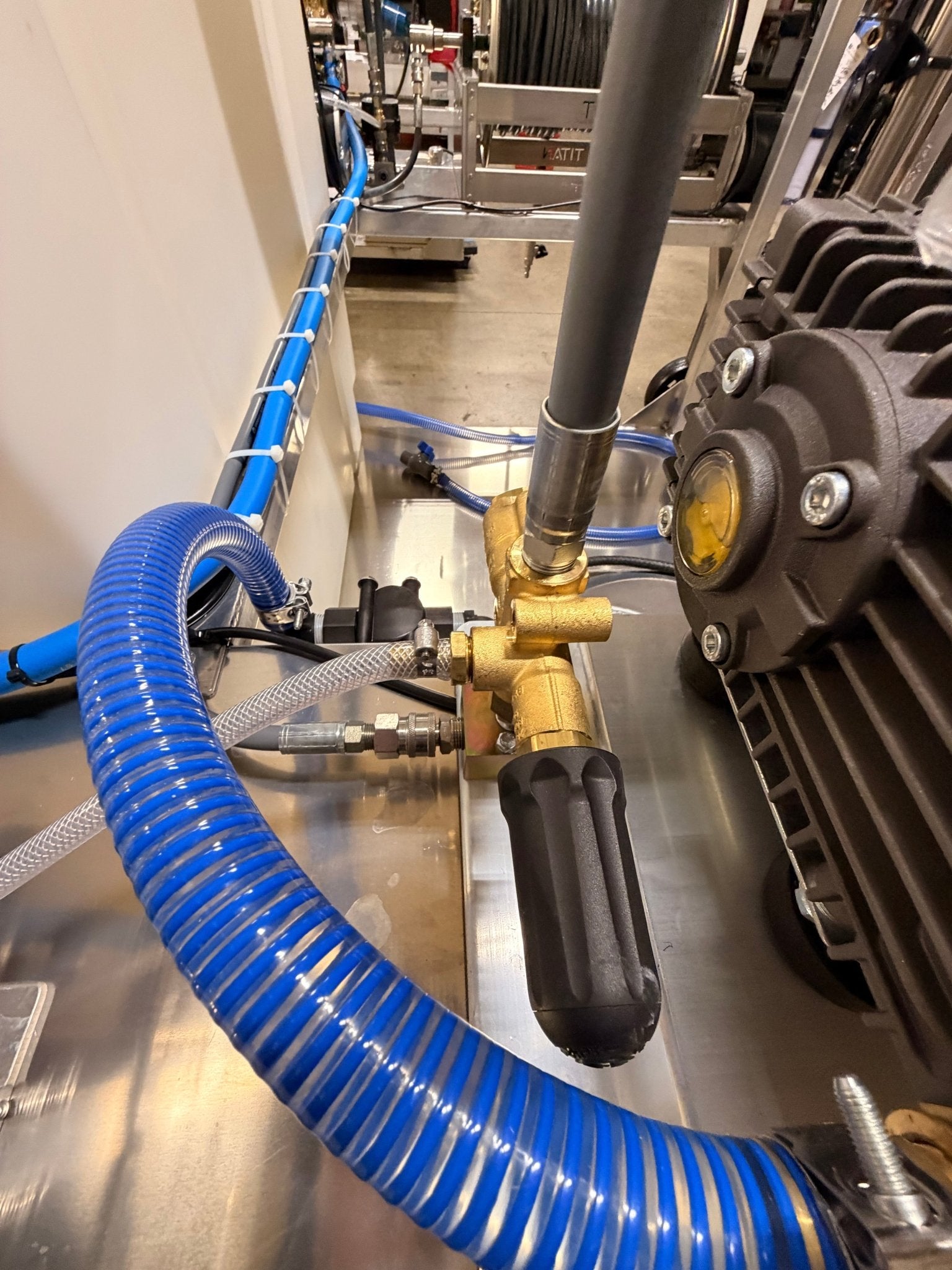 Jay’s 8ft Pressure Washing Skid Build w/ Tucker Pure Water System - Expert Power Wash